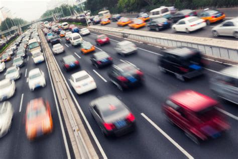  Rush Hour: Une expérience de course effrénée dans une ville bouillonnante!