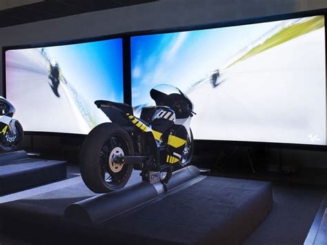  Tourist Trophy: Un Simulateur de Moto Cyclisme Impitoyable pour Les Puristes !